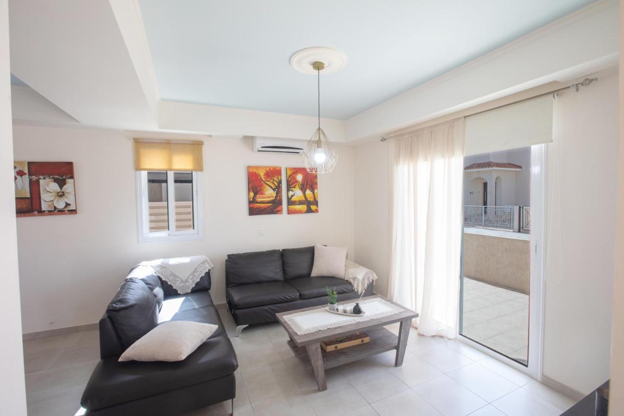 George'S Lux Villa Protaras Exterior foto